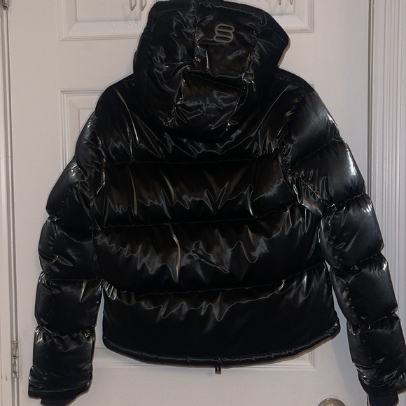 Aritzia super puff Liquid shine - Picture 5 of 5